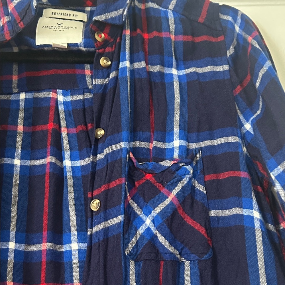 American Eagle Outfitters Blue and Red Plaid Button-Down Shirt - Picture 3 of 4